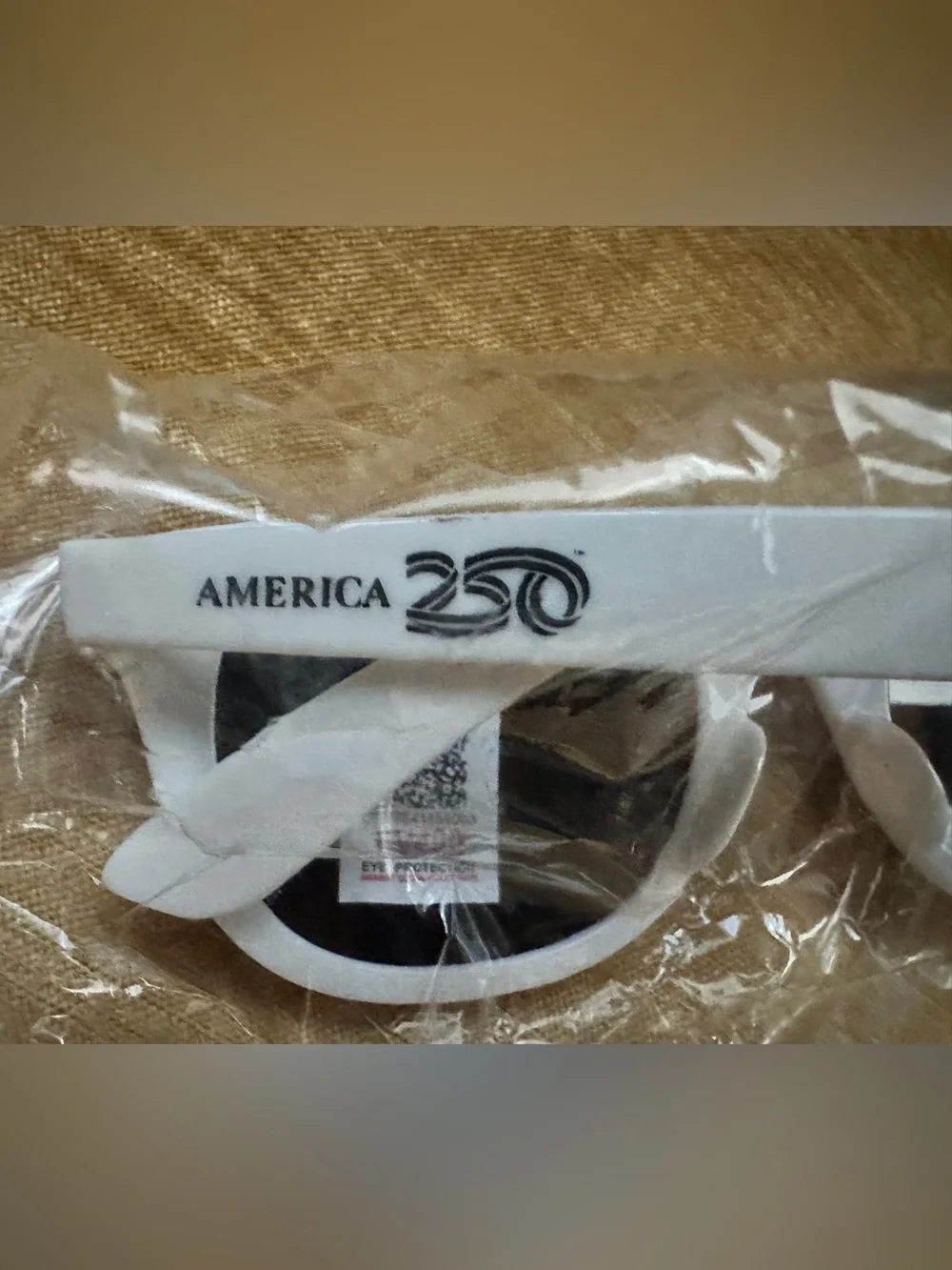 NWT Official America250 UV400 Malibu-Style Sunglasses